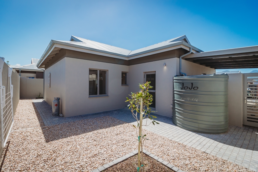 3 Bedroom Property for Sale in Kraaibosch Western Cape